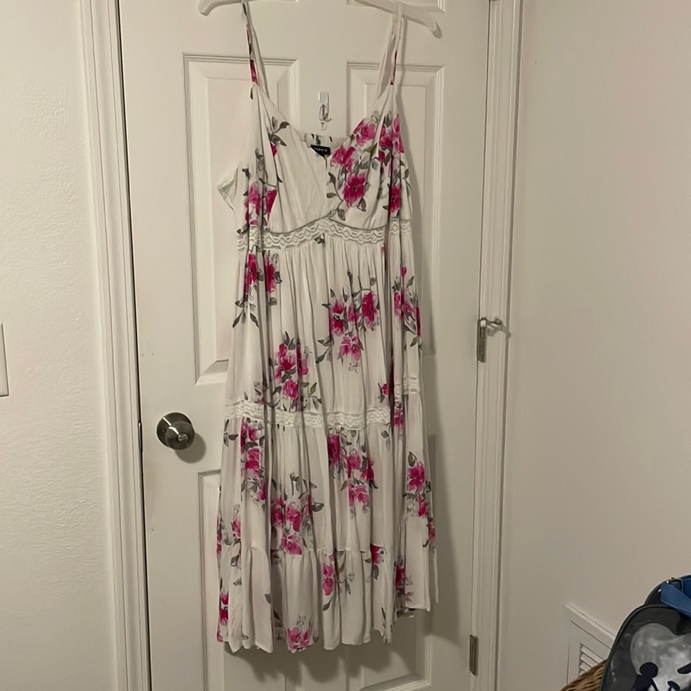 White torrid dress size 3